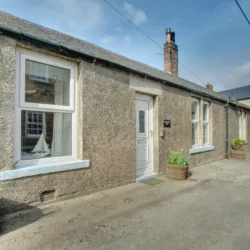 Exterior of the dog friendly Tern cottage, Seahouses